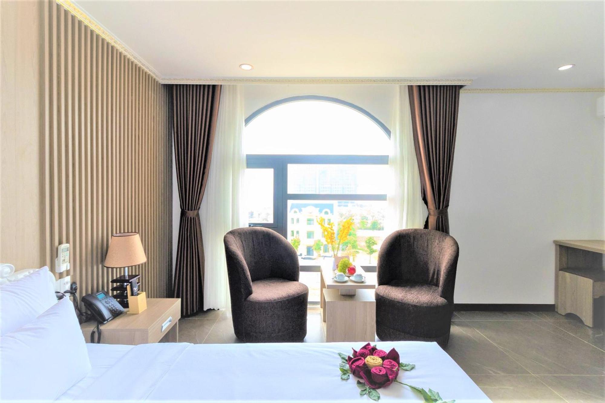 Pearl Beach Hotel 퀴논 외부 사진